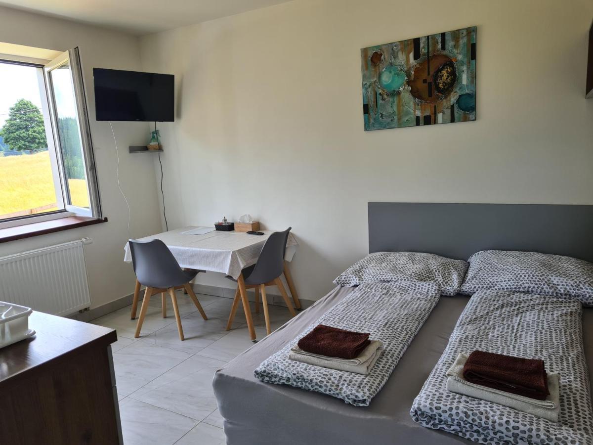 Apartmány Stráň Potucky Habitación foto